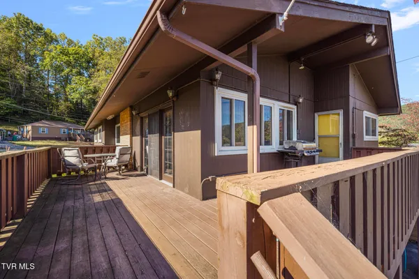 $295,000 | 317 Simmons Avenue, Erwin, TN 37650