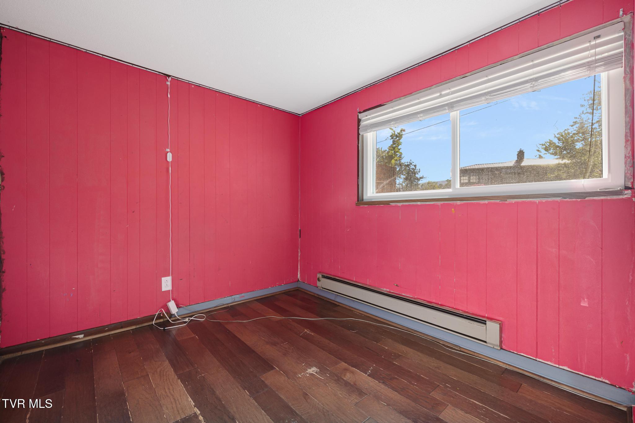 317 Simmons Avenue Erwin, TN 37650 - Photo 42 of 53 IMG_9817