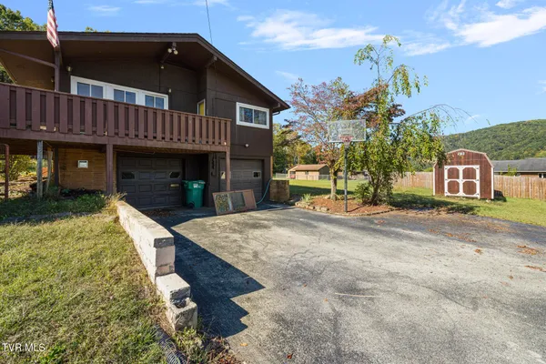 $295,000 | 317 Simmons Avenue, Erwin, TN 37650