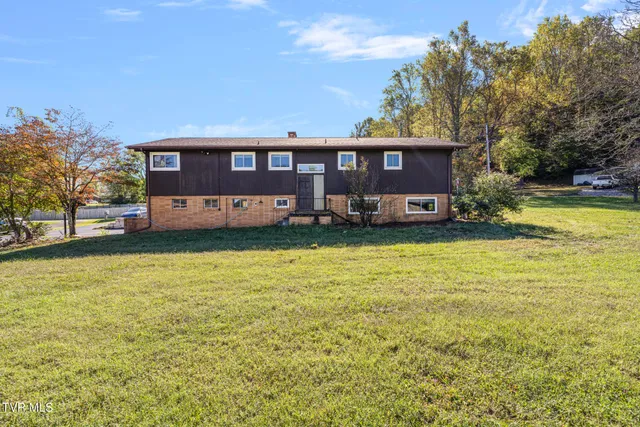 $318,000 | 317 Simmons Avenue, Erwin, TN 37650