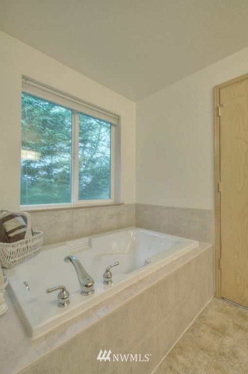 617 South 53rd Place Renton, WA 98055 - Photo 11 of 17