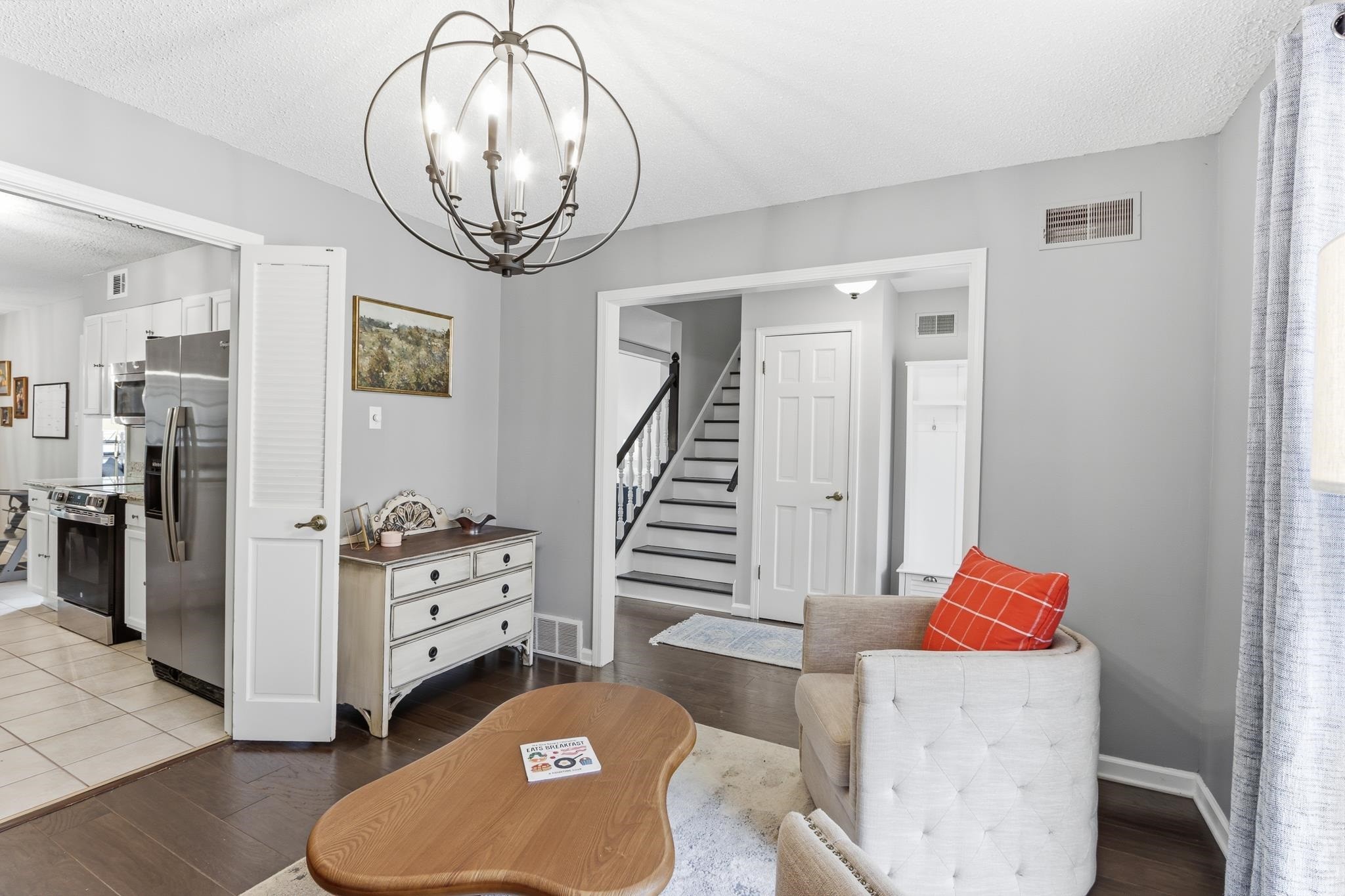 2371 Calkins Road Germantown, TN 38139 - Photo 8 of 37