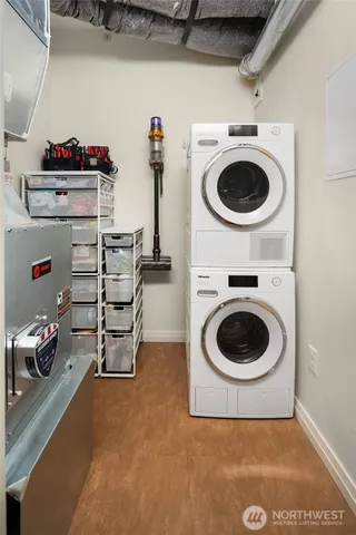 $715,000 | 500 106th Avenue Northeast, Unit 2009, Bellevue, WA 98004