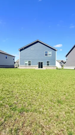 $2,800 | 1205 Beverly Place, Greenwood, IN 46143