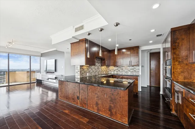 $279,000 | 3350 McCue Road, Unit 2201, Houston, TX 77056