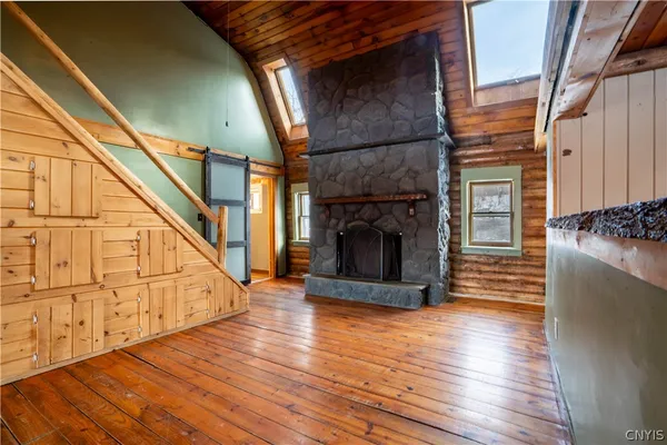 $240,000 | 1224 Highway 31, Bridgeport, NY 13030