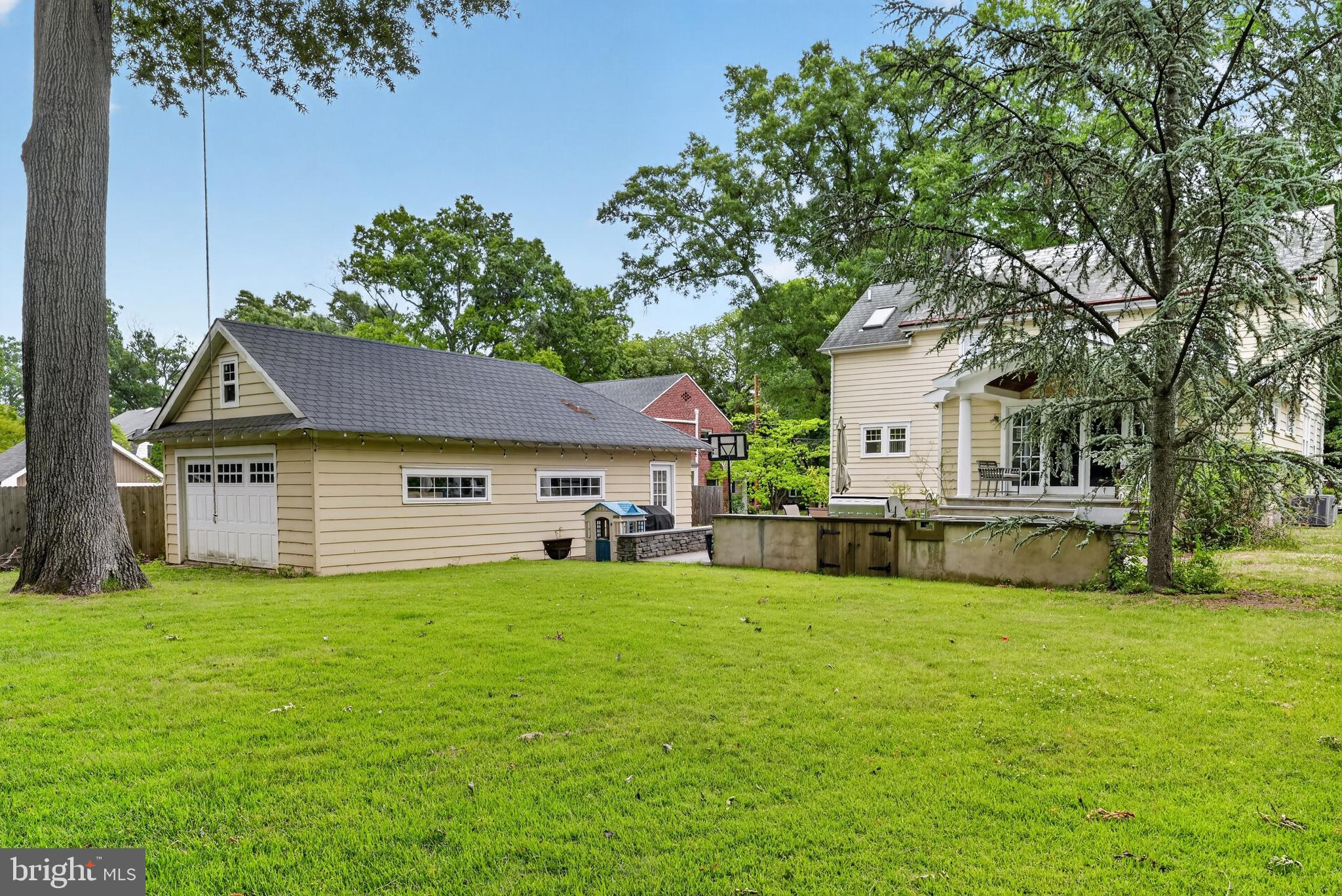 16 West Ferry Road Yardley, PA 19067 - Photo 28 of 30
