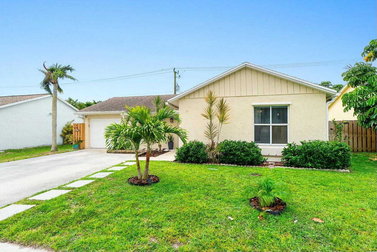 121 Deerfield Drive Jupiter, FL 33458 - Photo 27 of 27 tempImageFWpId3