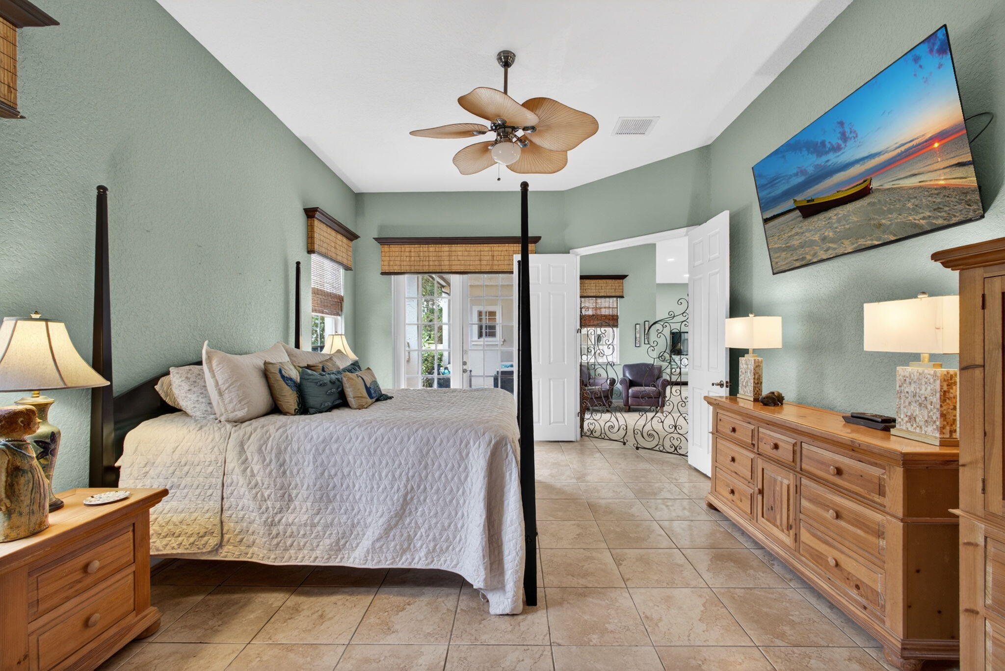 127 Arklow Avenue Jupiter, FL 33458 - Photo 17 of 36 41-web-or-mls-5D1A7302