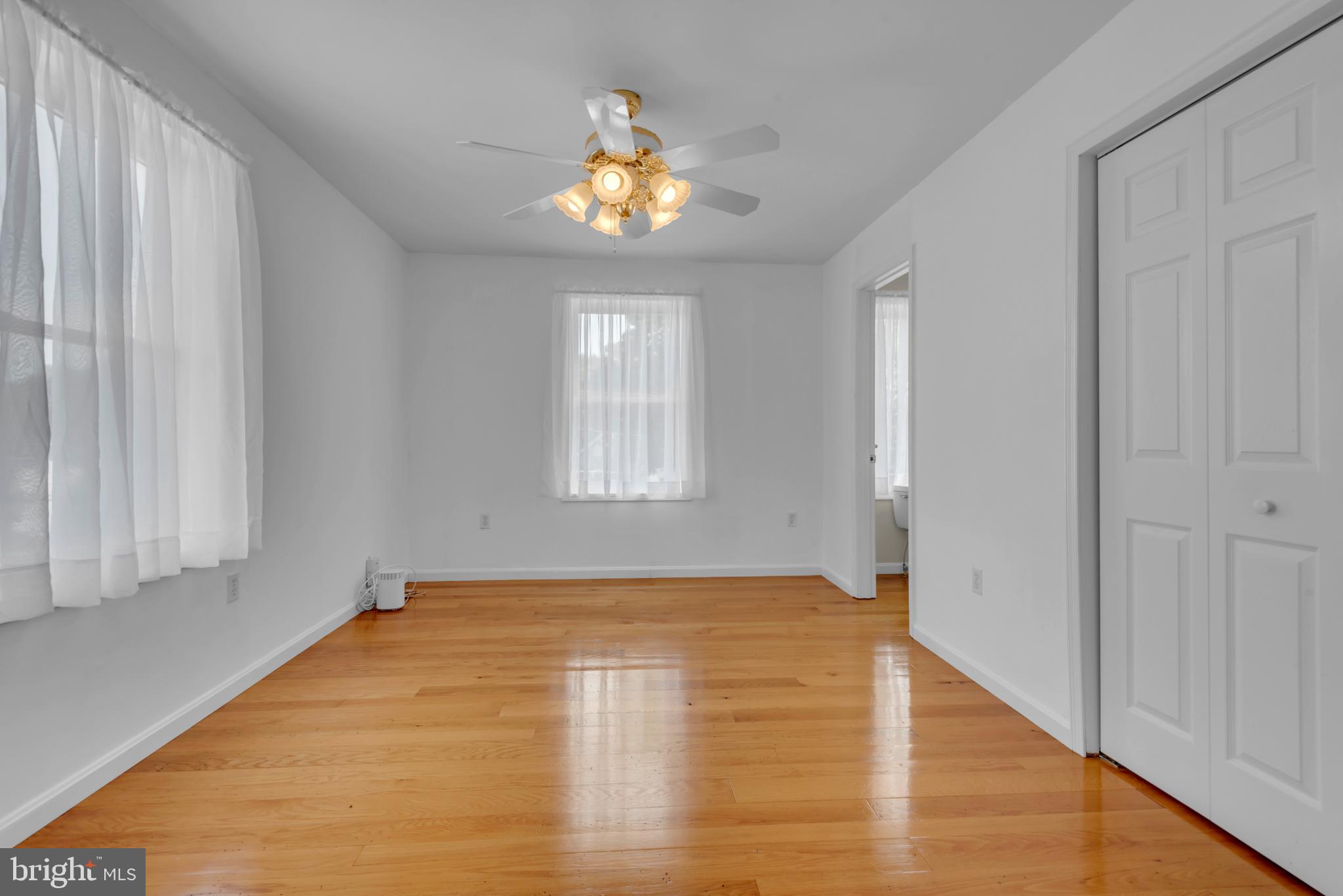 934 Shore Acres Road Arnold, MD 21012 - Photo 22 of 30 Bedroom