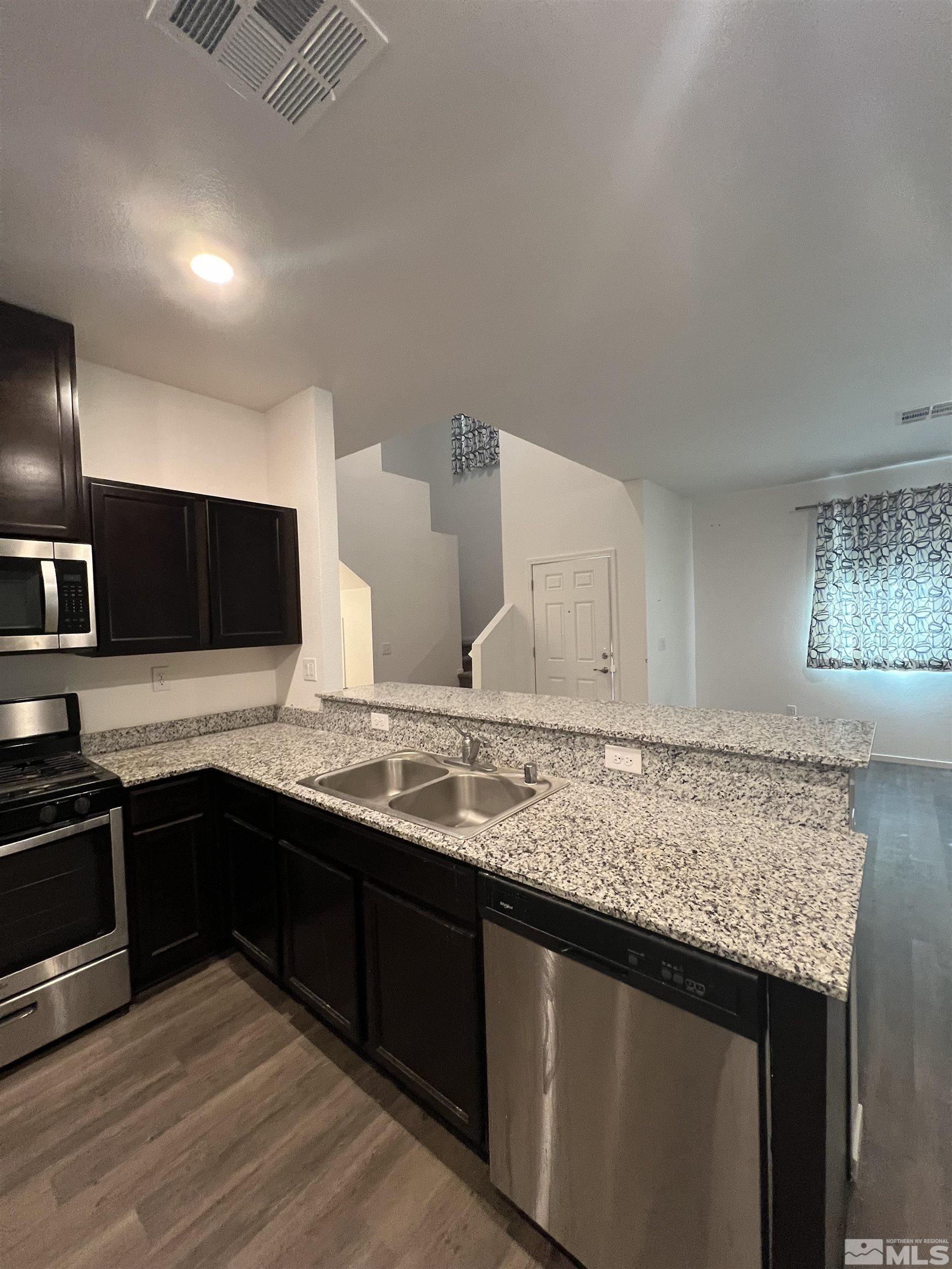 9614 Nautical Mile Road Reno, NV 89506 - Photo 4 of 18 Photo 4