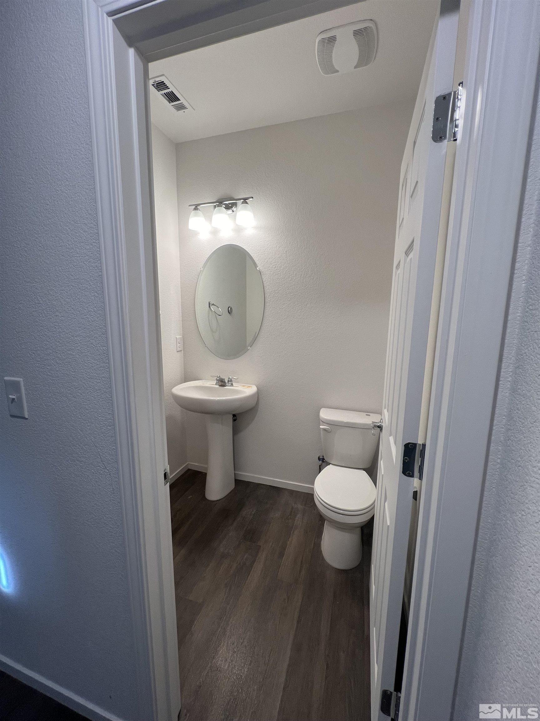 9614 Nautical Mile Road Reno, NV 89506 - Photo 8 of 18 Photo 8