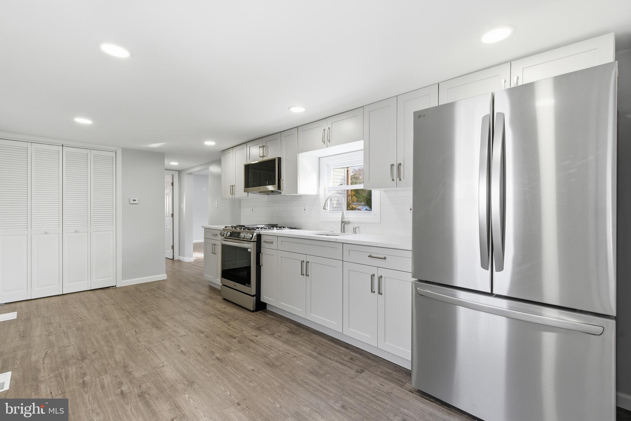 1205 Farrell Avenue, Unit 5 Cherry Hill, NJ 08002 - Photo 3 of 35