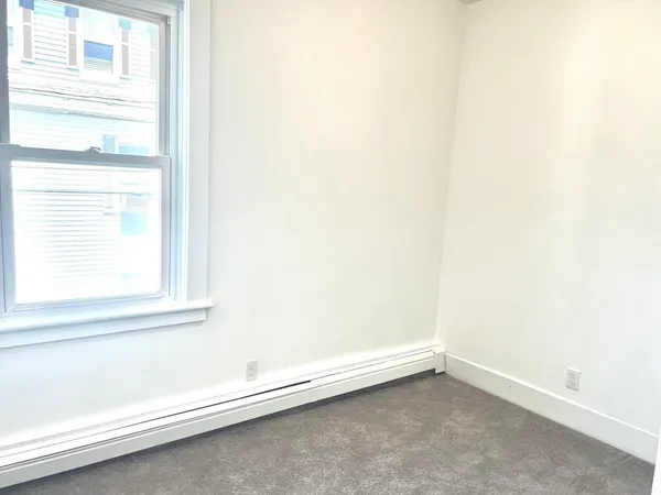 $2,200 | 17 Church Street, Unit 2, Taunton, MA 02780