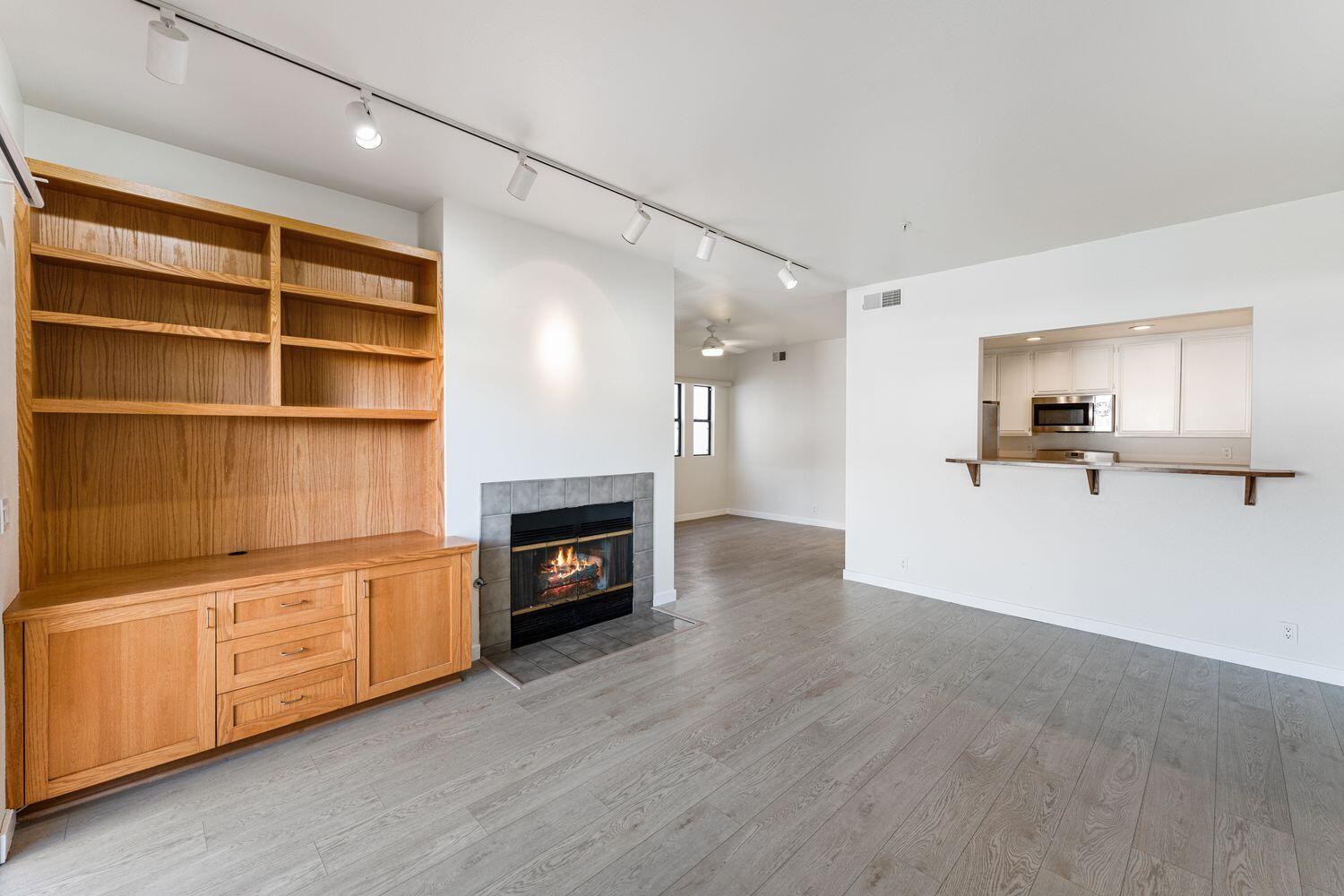 4515 Carpinteria Avenue, Unit A Carpinteria, CA 93013 - Photo 7 of 28 1500x1000-6