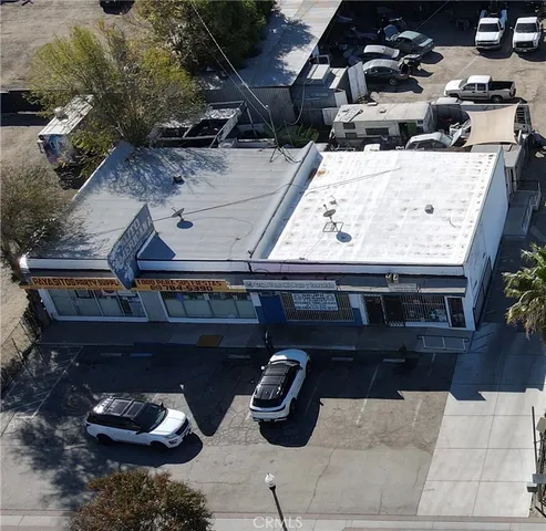 a close view of barbeque grill