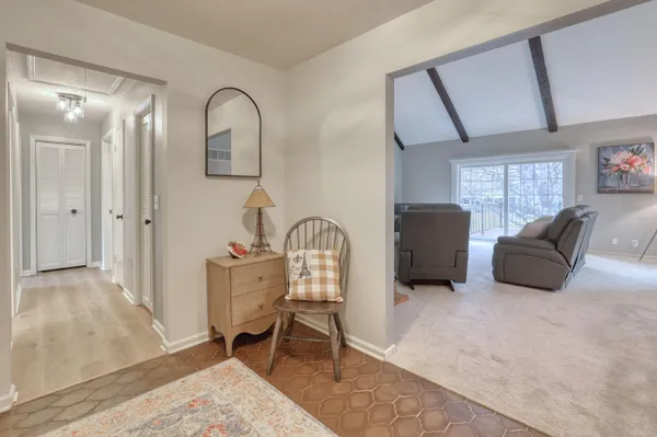 $395,000 | 2324 Cumberland Court, Mequon, WI 53092