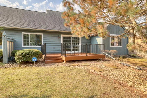 $395,000 | 2324 Cumberland Court, Mequon, WI 53092