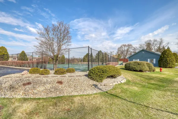 $395,000 | 2324 Cumberland Court, Mequon, WI 53092