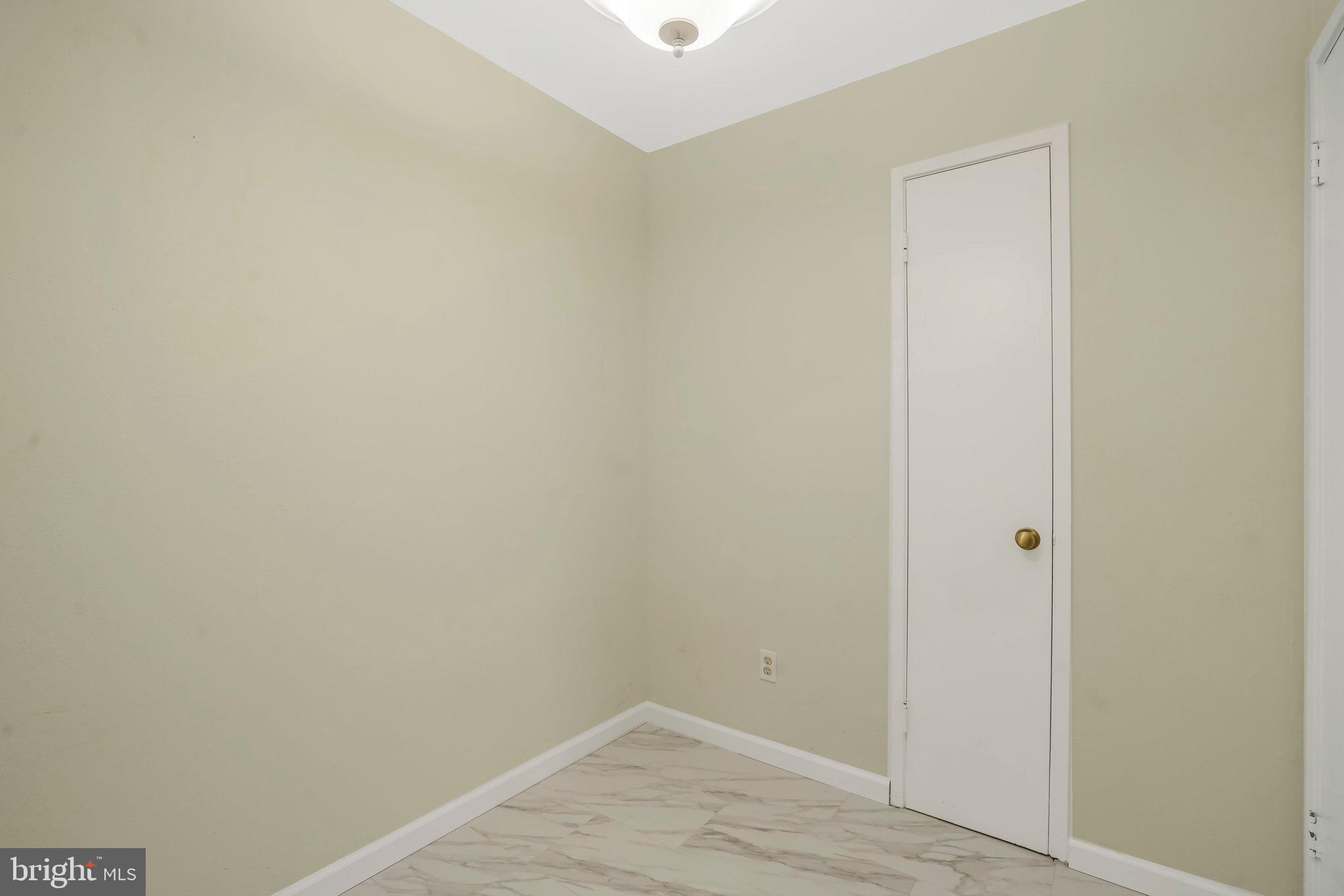 6101 Edsall Road, Unit 306 Alexandria, VA 22304 - Photo 11 of 51