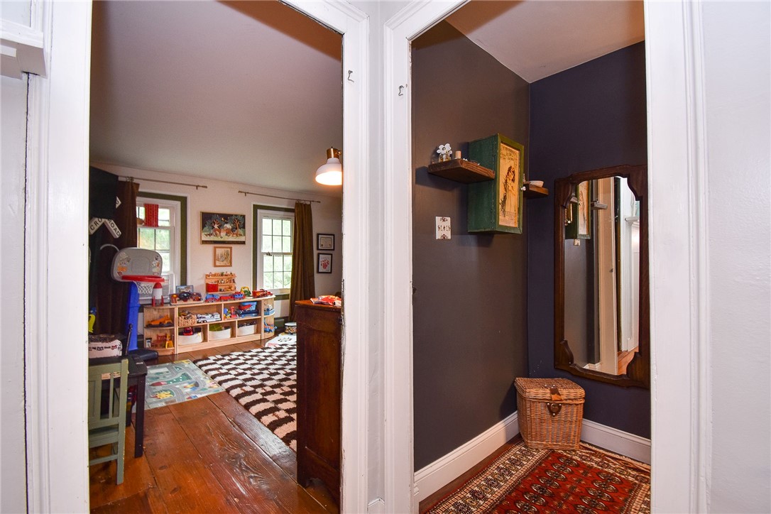 195 Town Farm Road Coventry, RI 02816 - Photo 20 of 47 2nd floor