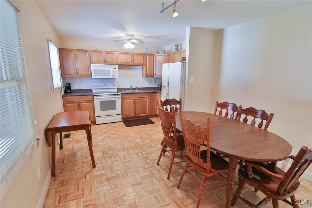 2120 Pinehurst Road Bethlehem, PA 18018 - Photo 9 of 31 Gallery Image 9