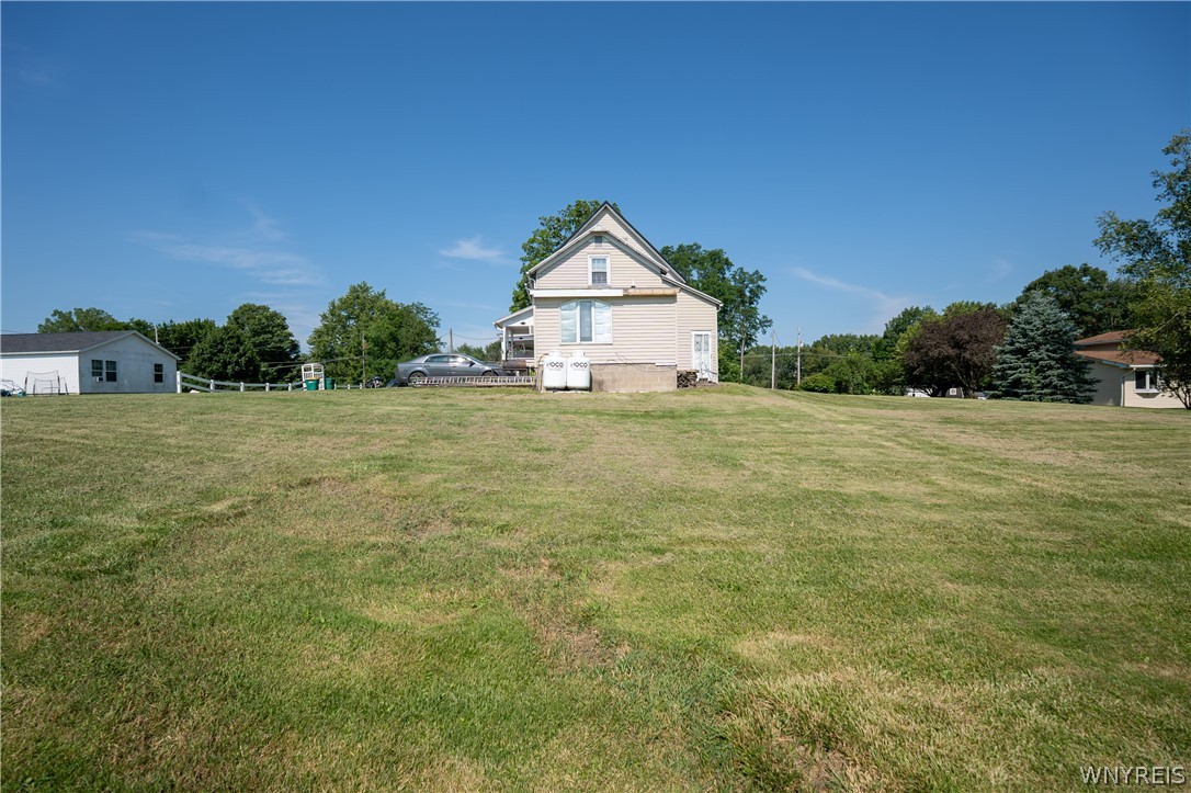 9571 Bernd Road Le Roy, NY 14525 - Photo 3 of 50