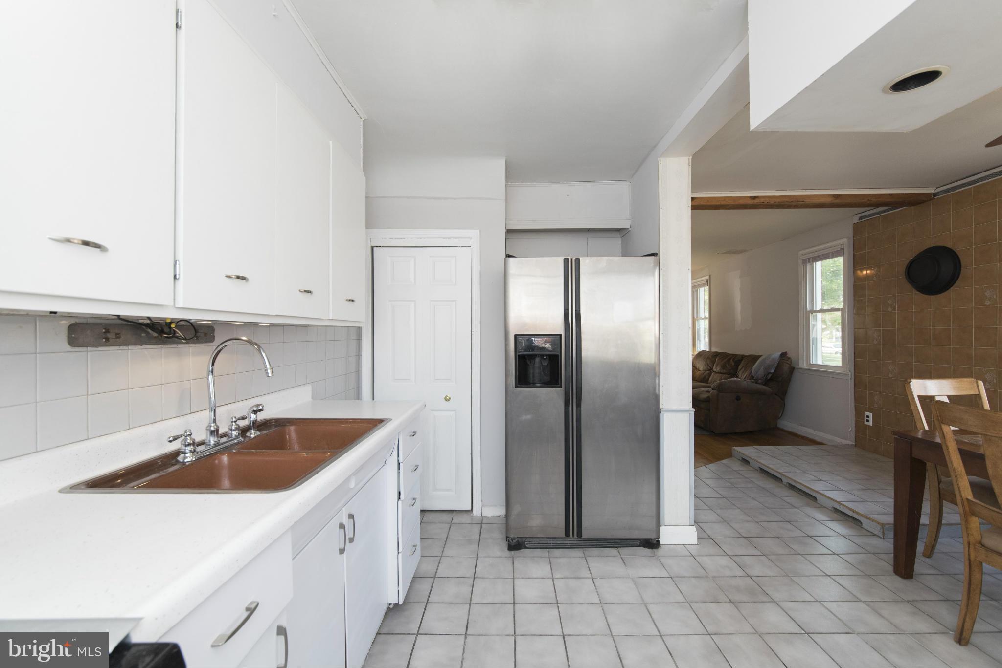 1903 Penhall Road Baltimore, MD 21222 - Photo 14 of 30 Kitchen