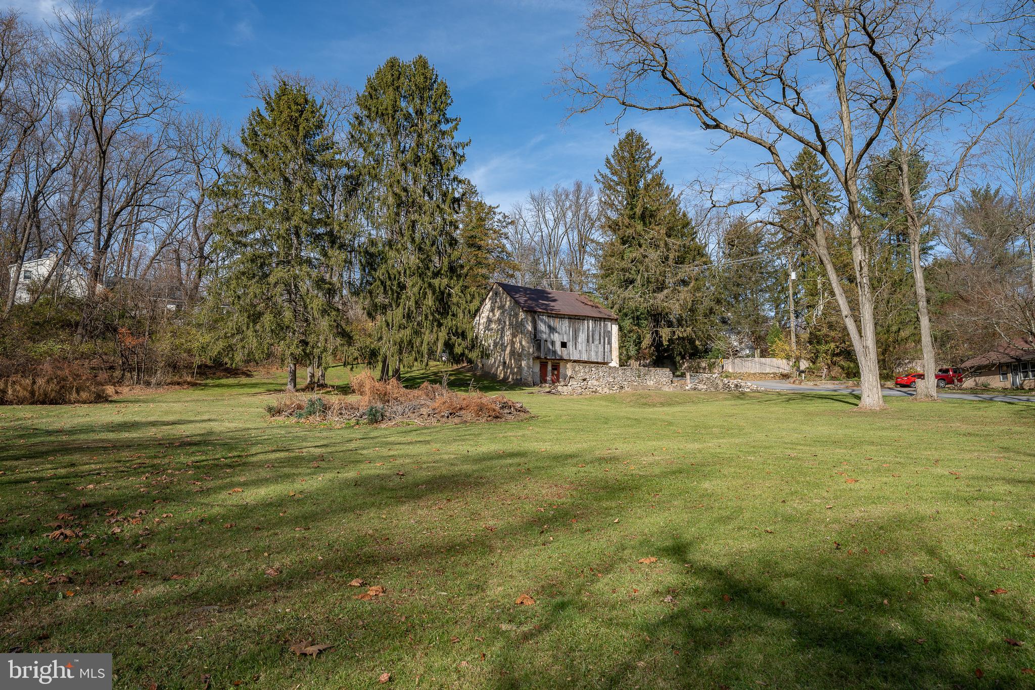 1153 Osborne Road Downingtown, PA 19335 - Photo 4 of 15 1153 Osborne Rd