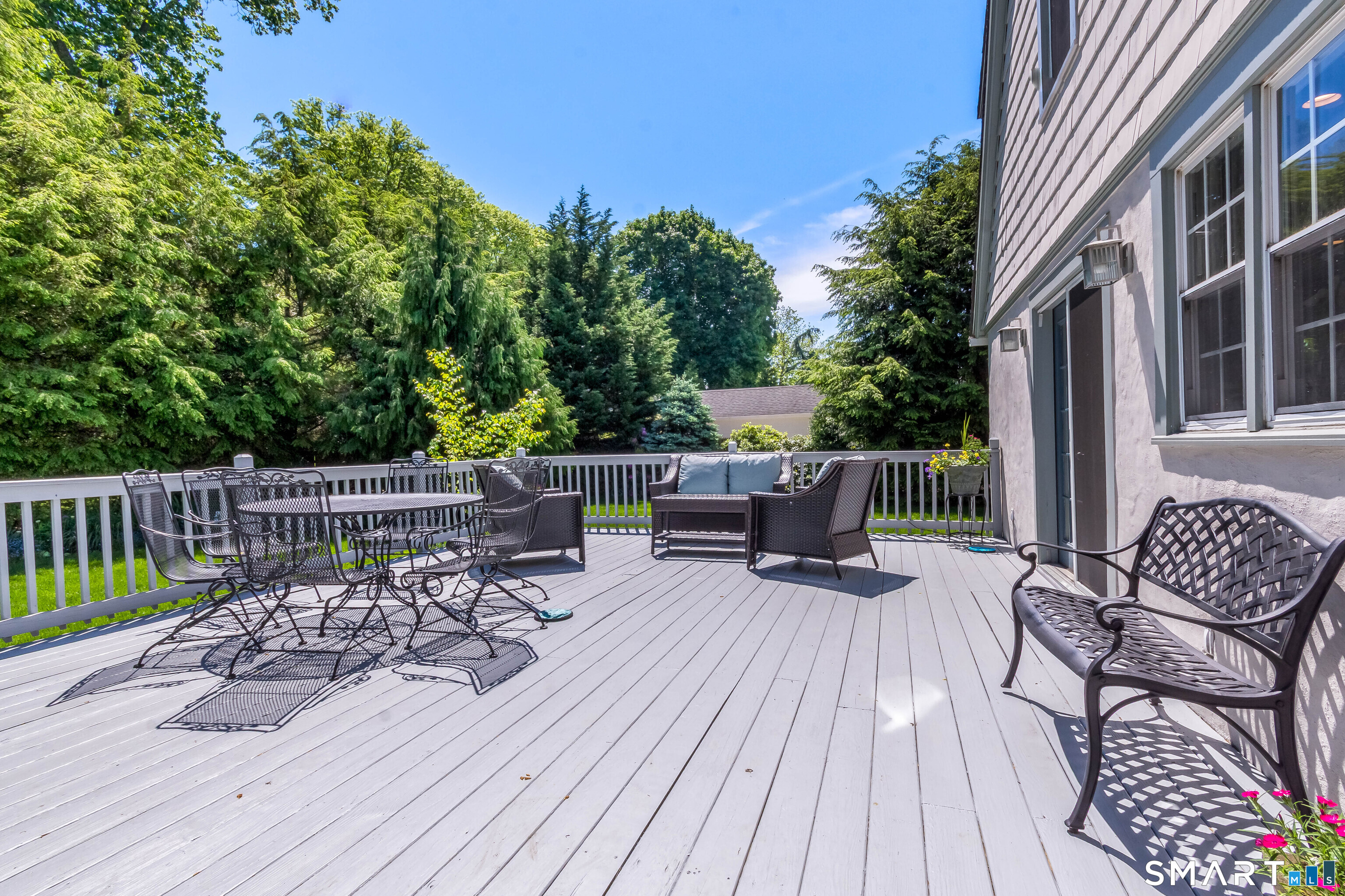 164 Ludlowe Road Fairfield, CT 06824 - Photo 30 of 40