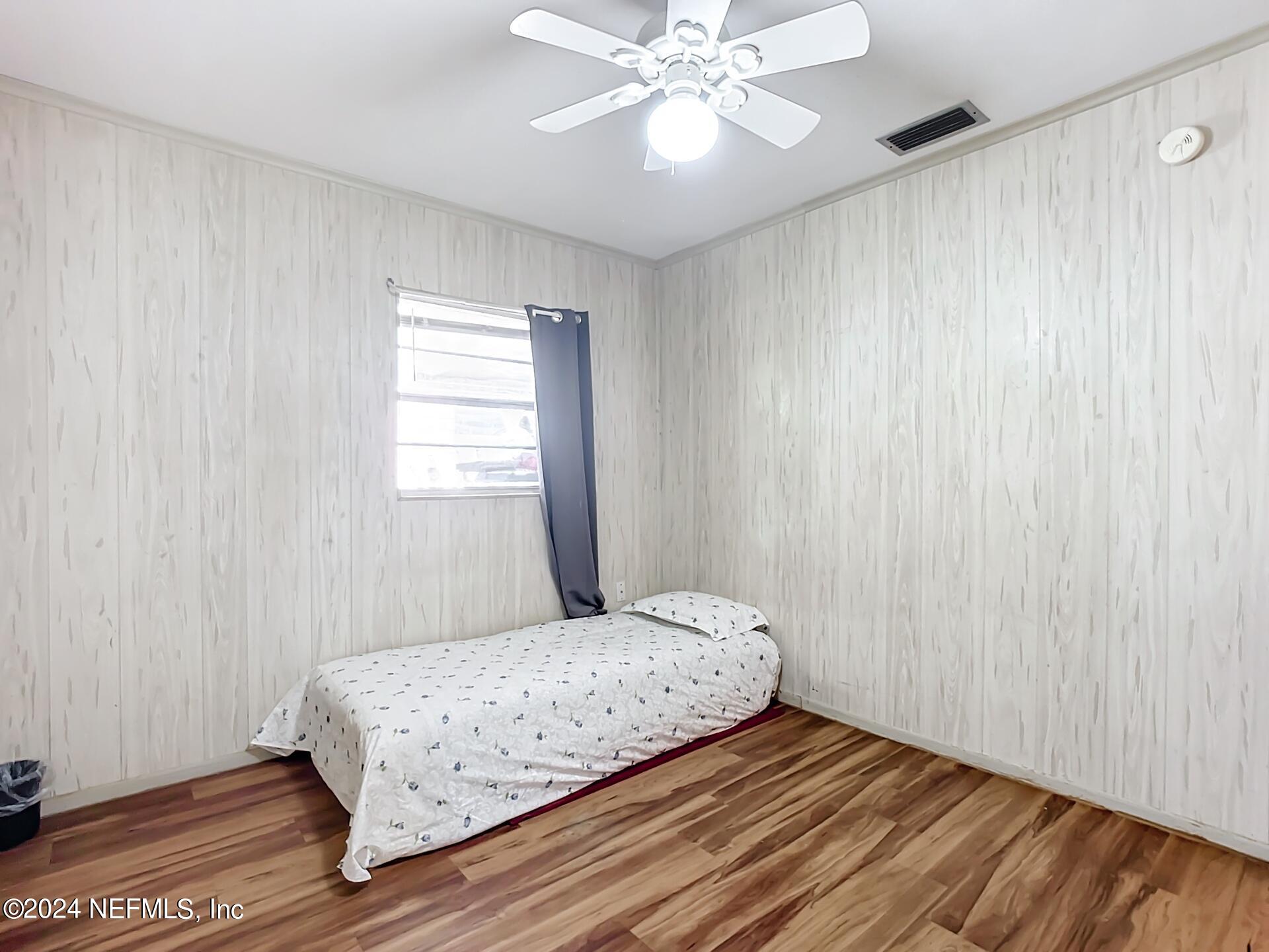 3223 Weaver Road Palatka, FL 32177 - Photo 23 of 32 Bedroom 1 North