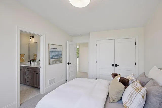 $5,547,700 | 4485 North Shore Drive, Orono, MN 55364