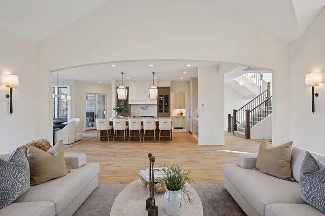 $5,547,700 | 4485 North Shore Drive, Orono, MN 55364