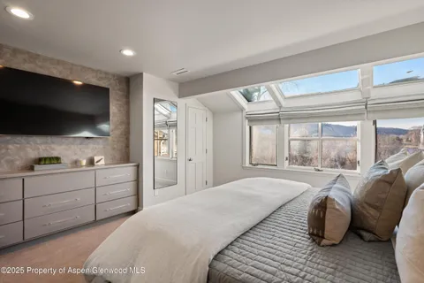 $5,295,000 | 100 North 8th Street, Unit 18, Aspen, CO 81611