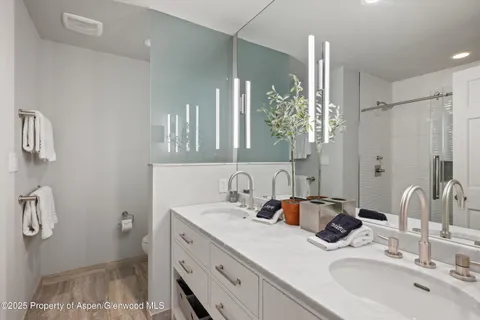 $5,295,000 | 100 North 8th Street, Unit 18, Aspen, CO 81611