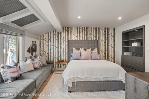 $5,295,000 | 100 North 8th Street, Unit 18, Aspen, CO 81611