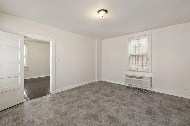 $1,595 | 138 Line Street, Unit E, Charleston, SC 29403