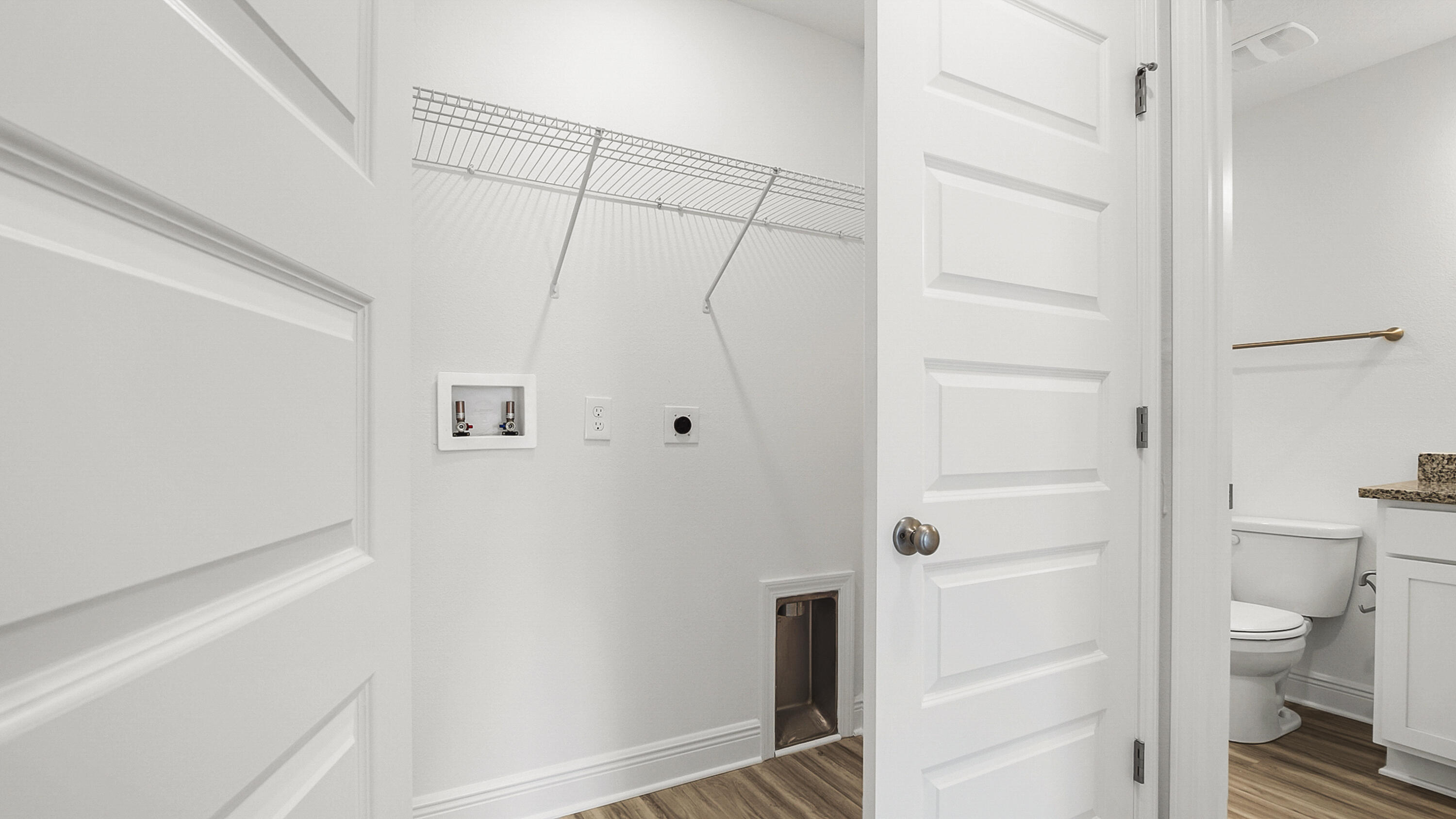 51 Phoenix Street Santa Rosa Beach, FL 32459 - Photo 33 of 34 a bathroom with a shower and a toilet