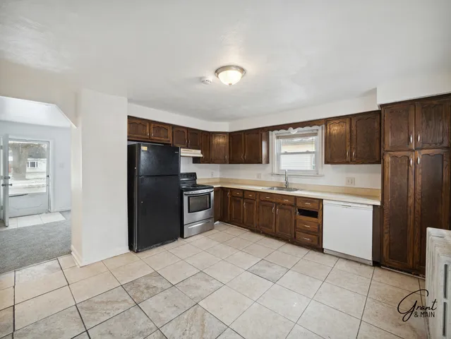 $98,000 | 12850 Sidonie Avenue, Warren, MI 48089