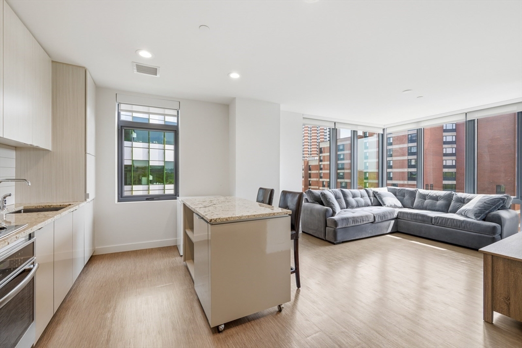 80-82 Fenwood Road, Unit 804 Boston, MA 02115 - Photo 18 of 27