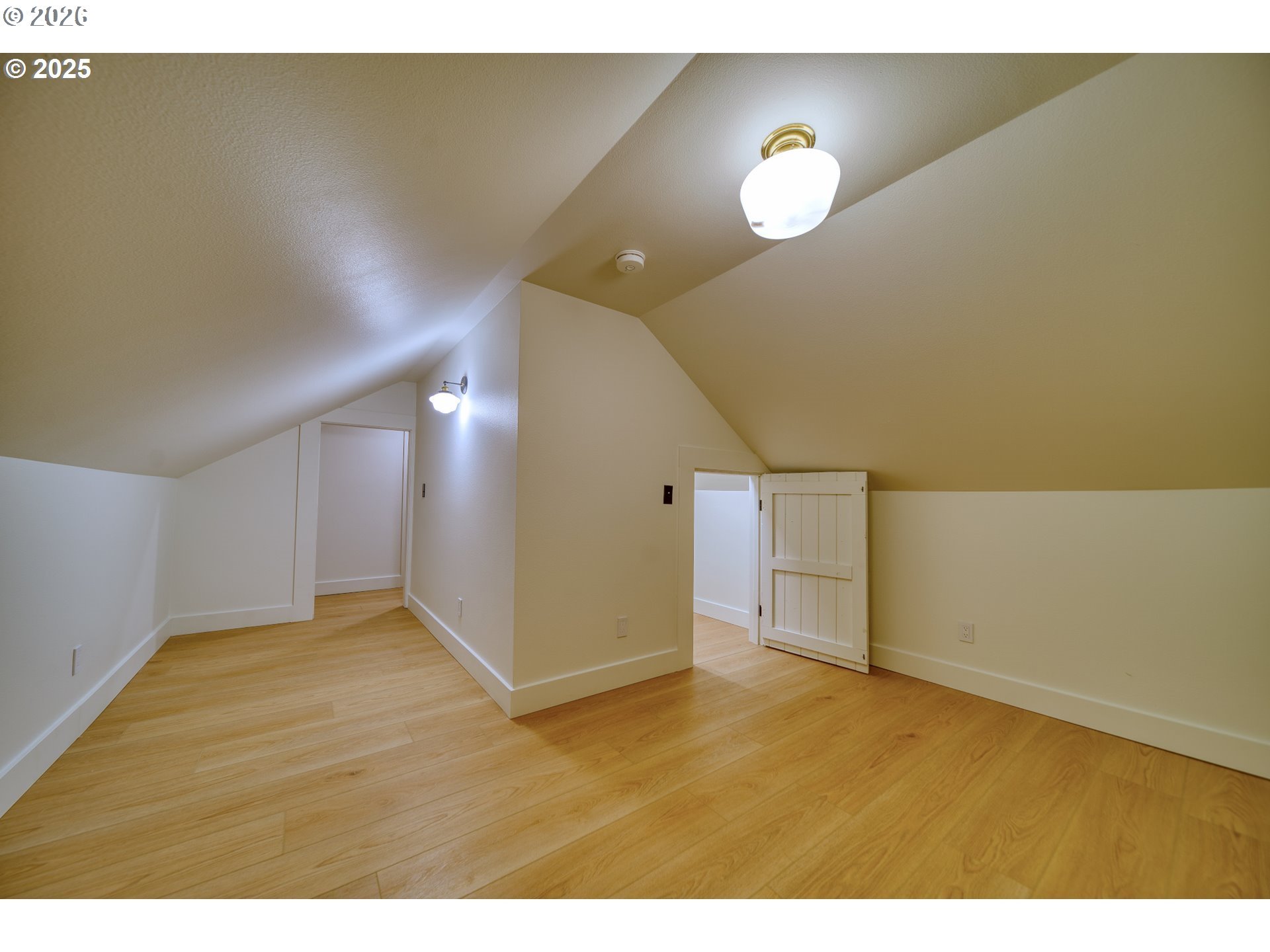 296 North 4th Street St. Helens, OR 97051 - Photo 16 of 17