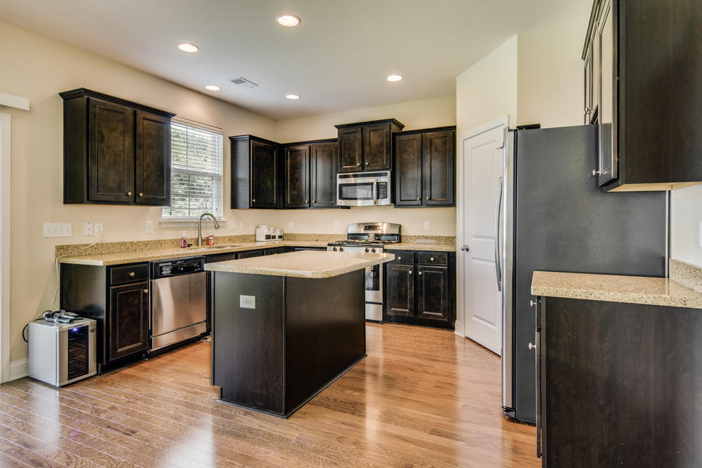 121 Springbank Court Moncks Corner, SC 29461 - Photo 8 of 25 8