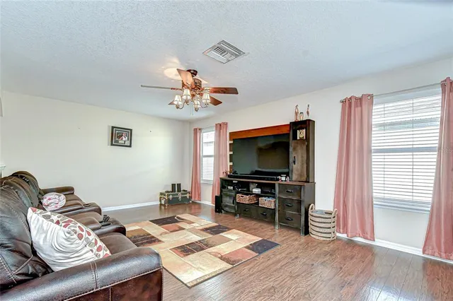 $499,000 | 11614 Warren Oaks Place, Riverview, FL 33578