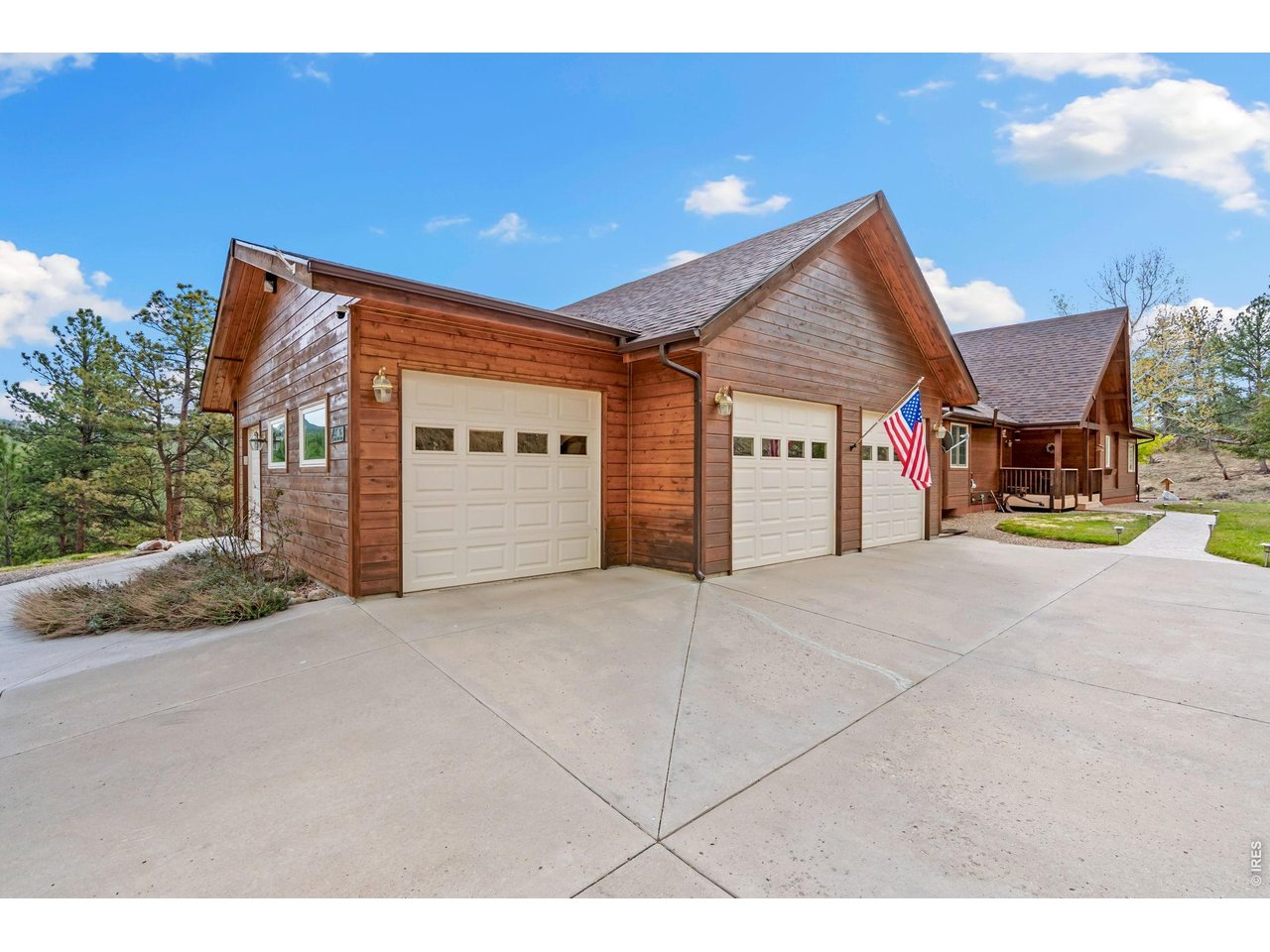 96 Lone Wolf Road Loveland, CO 80537 - Photo 23 of 34 Garages attached