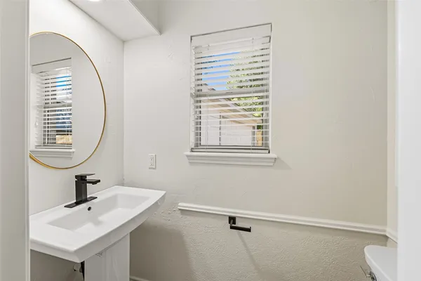 $2,695 | 19507 Evening Shades Court, Humble, TX 77346