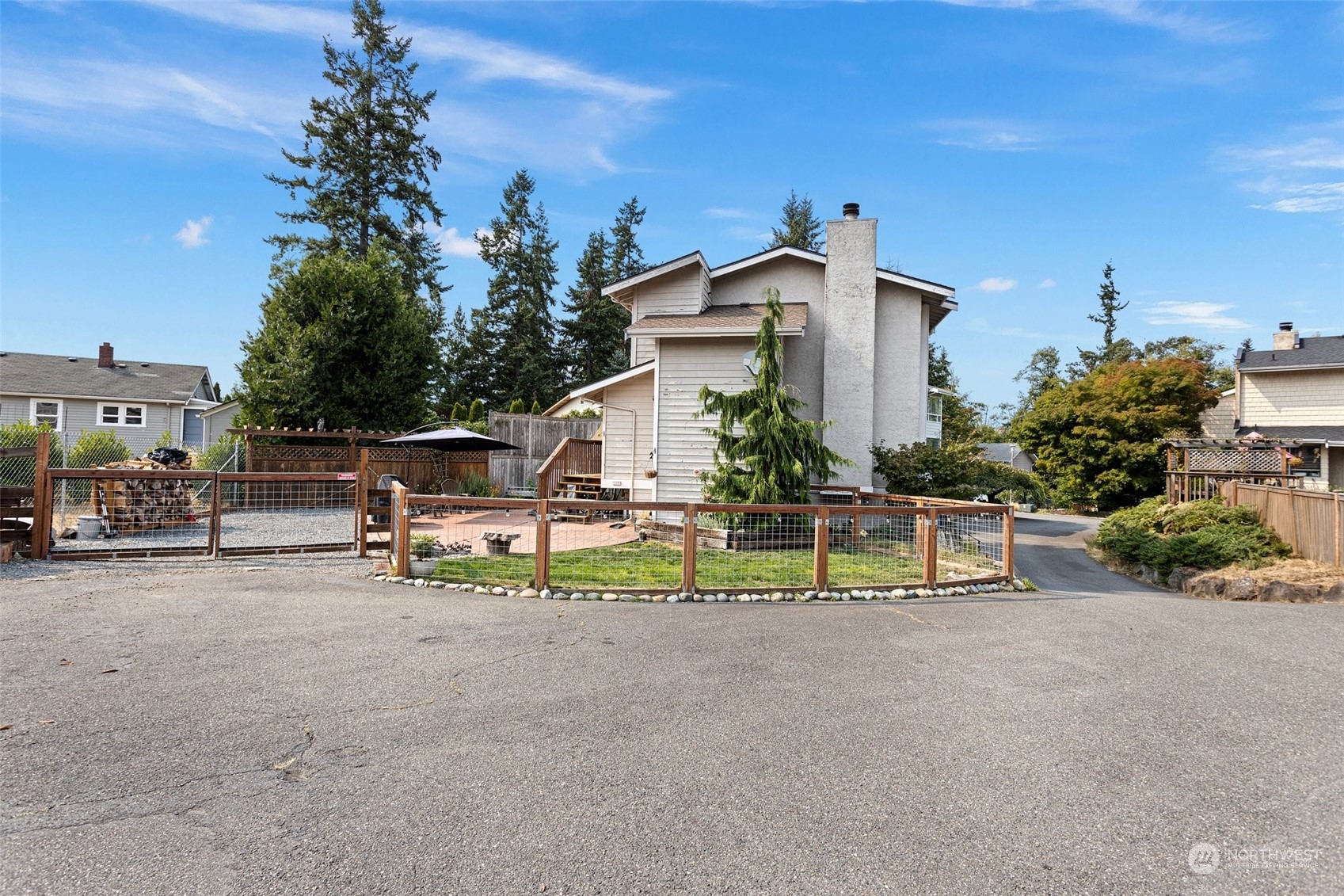 9110 Park Road, Unit 300L Edmonds, WA 98026 - Photo 26 of 27 a house view with a outdoor space