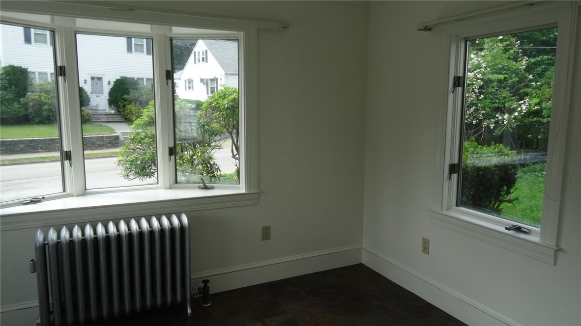 15 Nowell Road Cranston, RI 02910 - Photo 12 of 22 Gallery Image 12