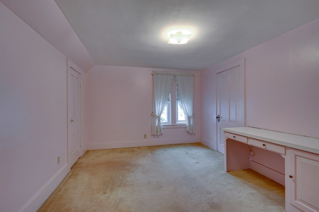 30 Rice Street Marlborough, MA 01752 - Photo 14 of 24 Gallery Image 14