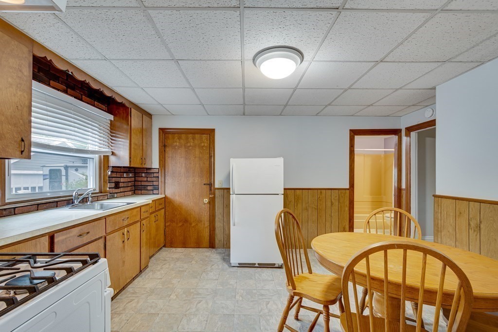 30 Rice Street Marlborough, MA 01752 - Photo 16 of 24 Gallery Image 16