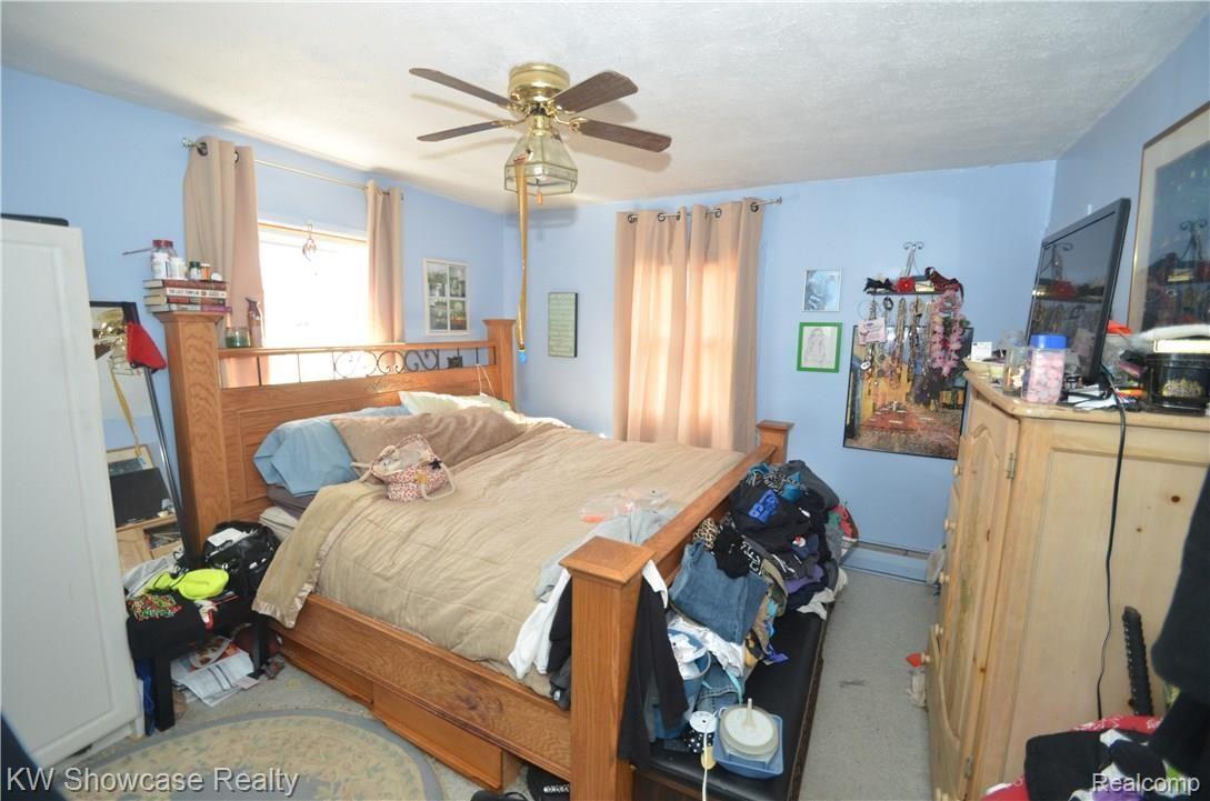 3035 North Hickory Ridge Road Highland, MI 48357 - Photo 8 of 25 MBR.JPG